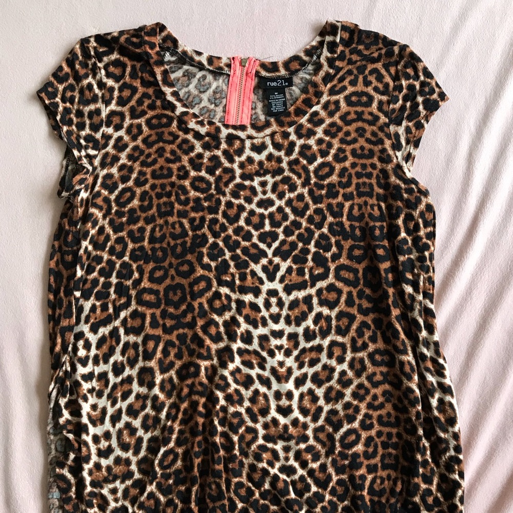 Forever 21 Leopard Print Tee
